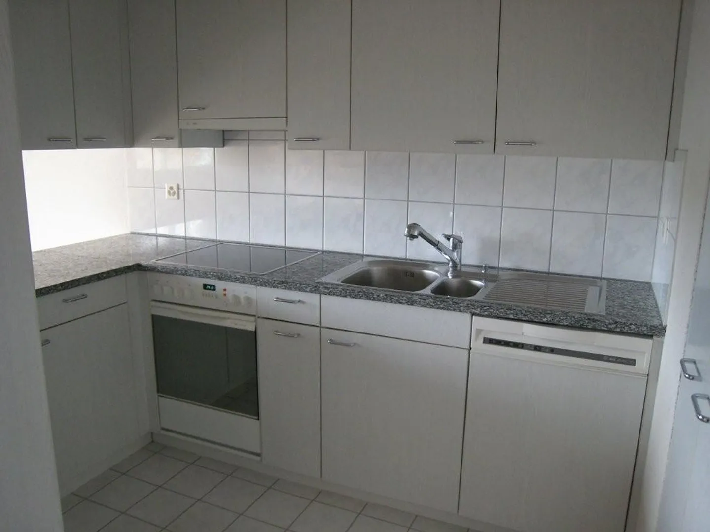 LOUER SANS CAUTION - Appartement Confortable - Photo 2 sur 5