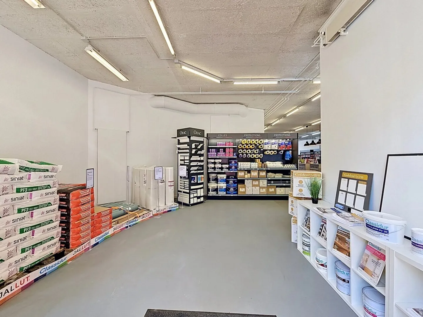 Spécial investisseur - Grande surface commerciale à deux pas du centre-ville - Foto 7 di 11