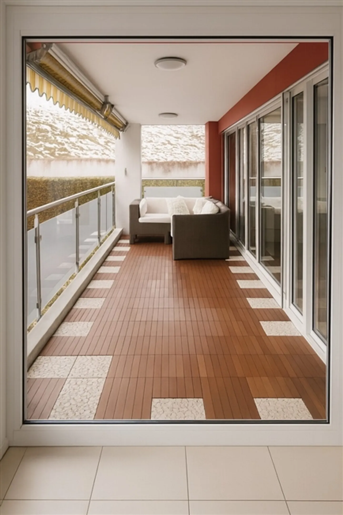 Attico con vista e grande terrazza - Foto 3 di 8