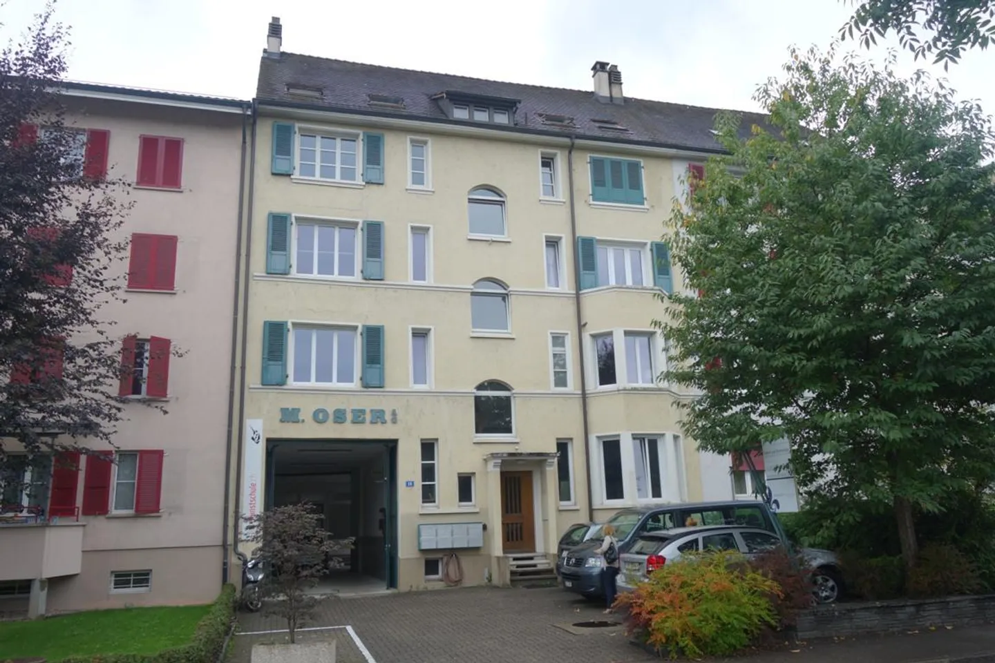 Appartement calme avec grande terrasse - Photo 1 sur 11