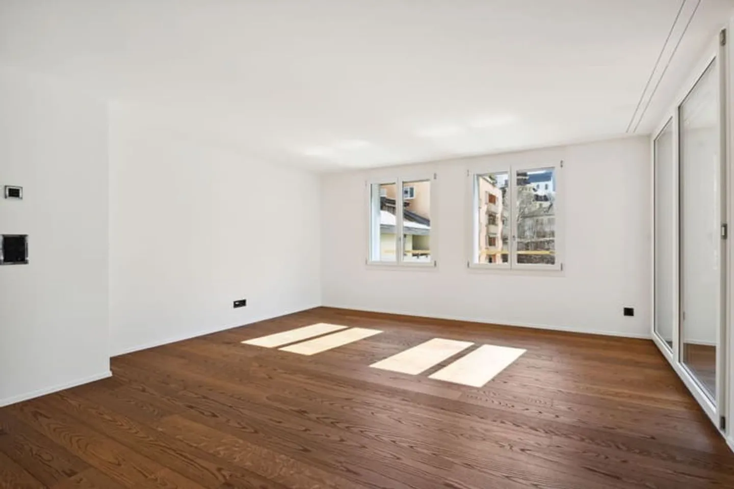 Apartment for rent - Photo 4 of 6