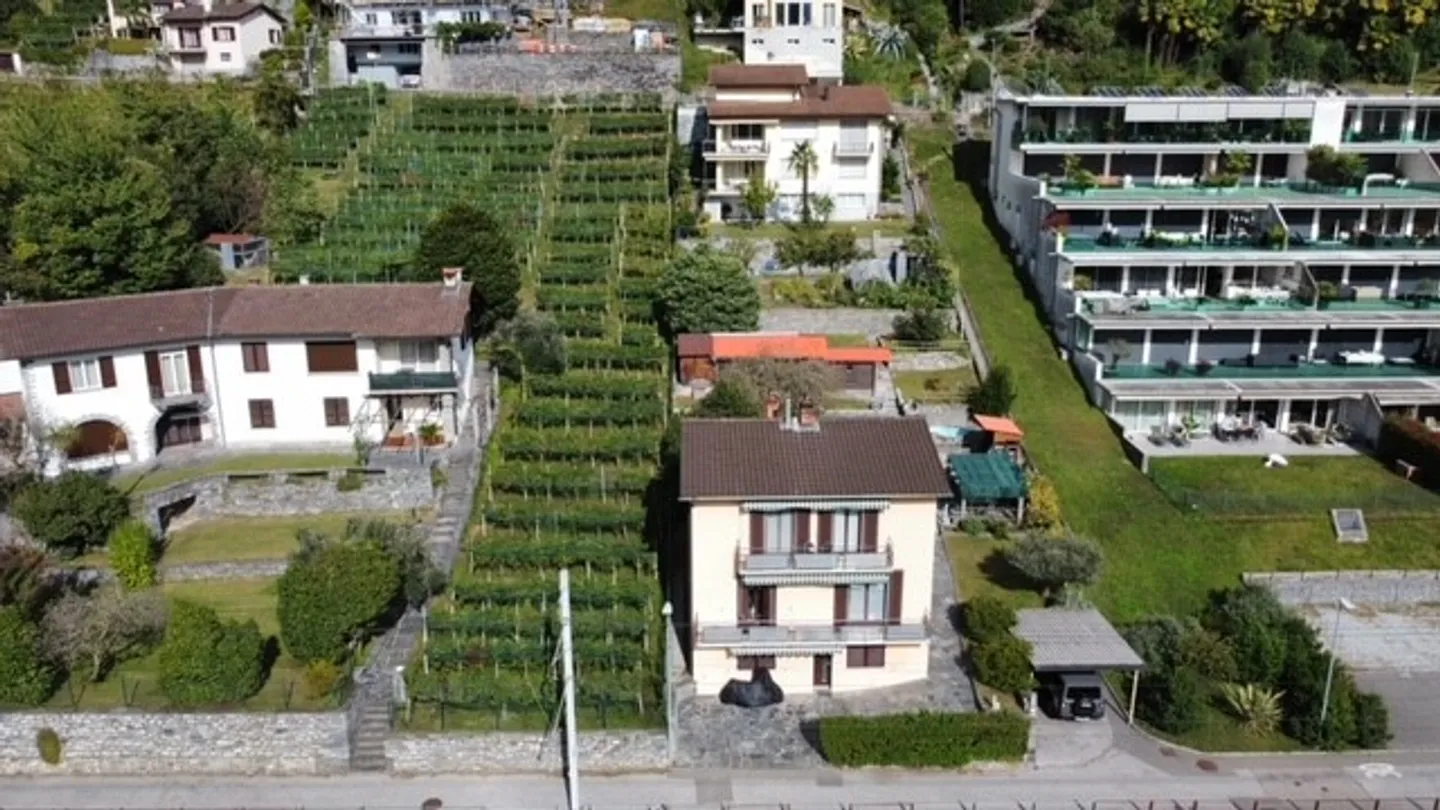 SOLDUNO - MAISON JUMELÉE AVEC GRAND TERRAIN À VENDRE - Photo 2 sur 18
