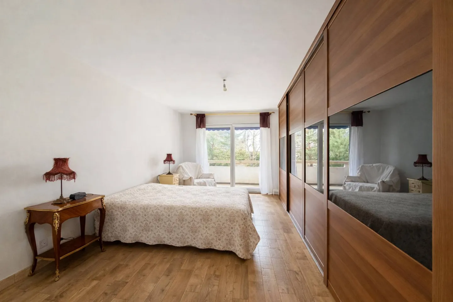 Appartamento spazioso con grande balcone - Foto 4 di 5