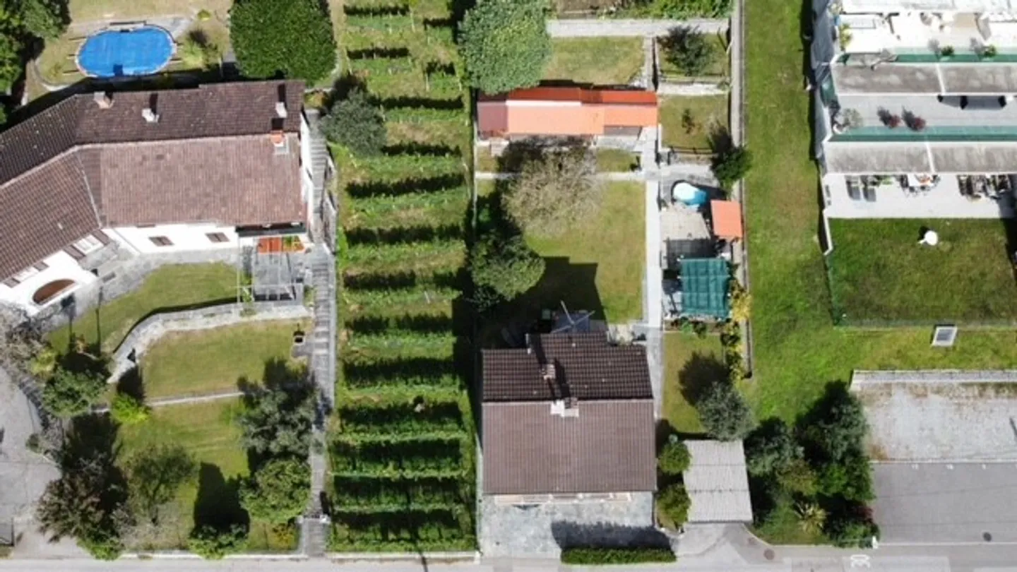 SOLDUNO - MAISON JUMELÉE AVEC GRAND TERRAIN À VENDRE - Photo 5 sur 18