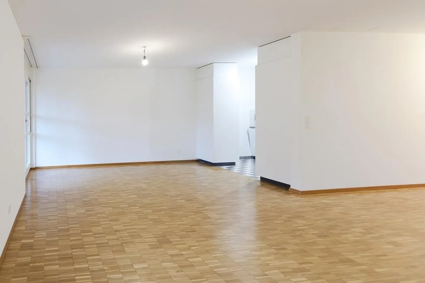 Gemütliche Wohnung mit Sitzplatz - Foto 2 von 7