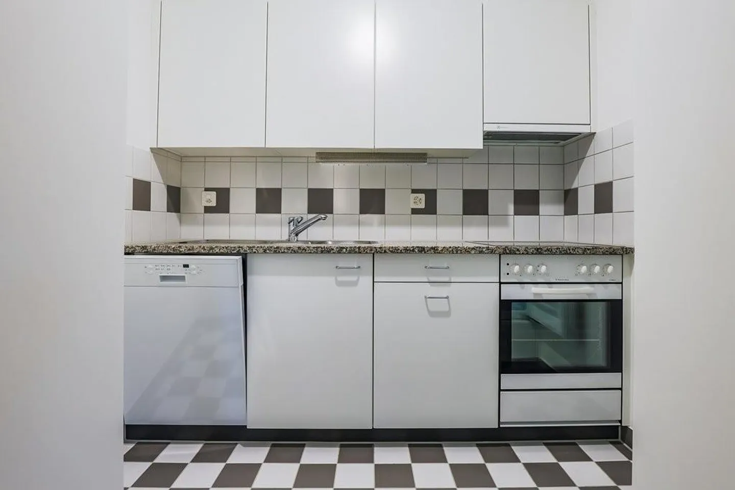 Gemütliche Wohnung mit Sitzplatz - Foto 3 von 7
