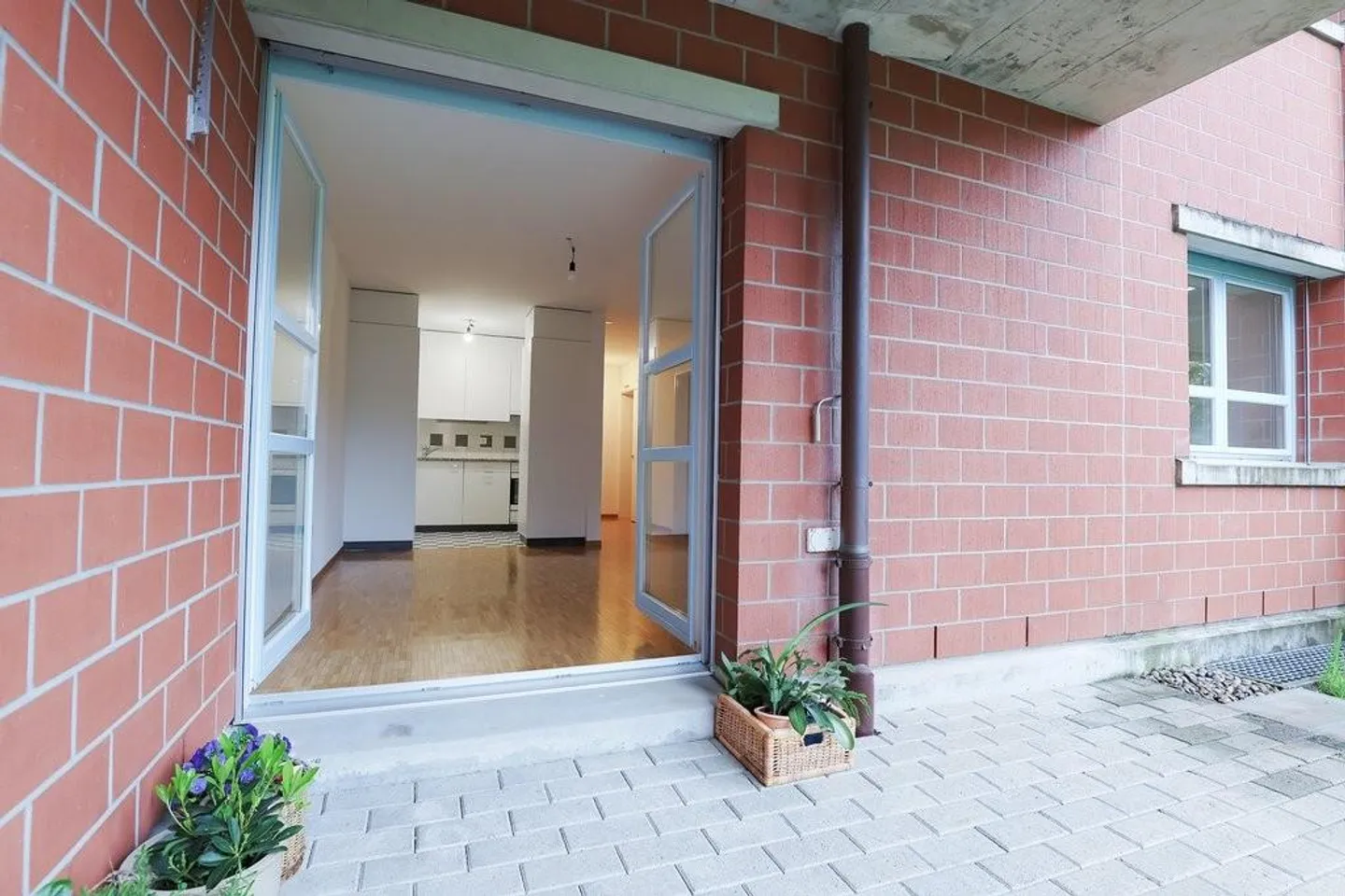 Gemütliche Wohnung mit Sitzplatz - Foto 4 von 7