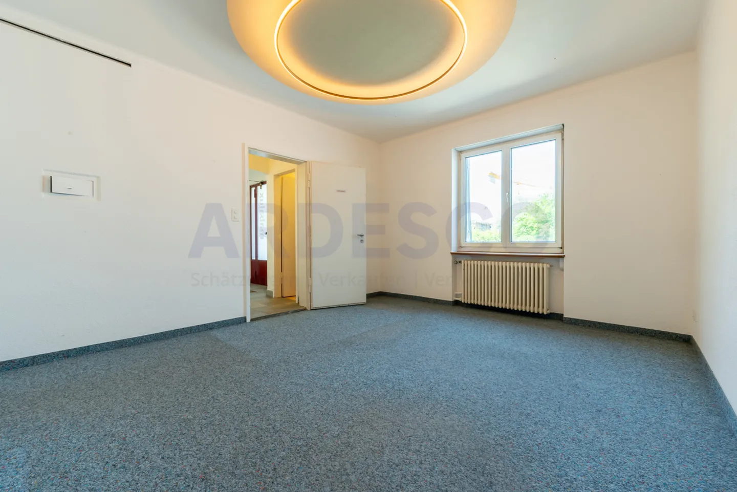 Mischgenutztes Gebäude kaufen - Foto 5 von 10