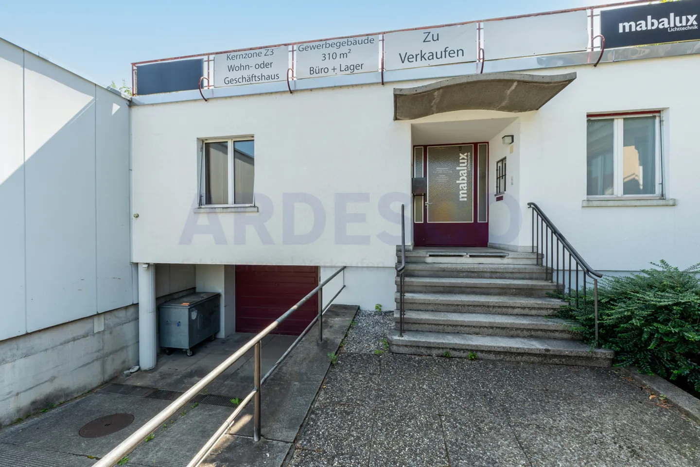 Mischgenutztes Gebäude kaufen - Foto 1 von 10