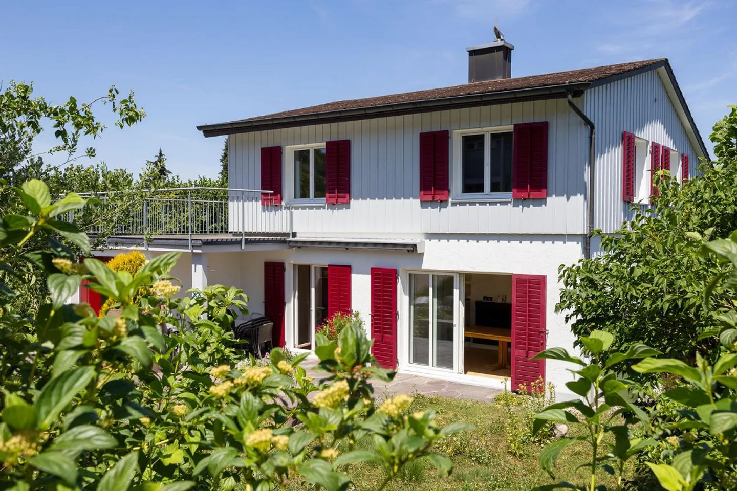 Maison individuelle avec jardin et parcelles voisines non bâties - Photo 2 sur 13