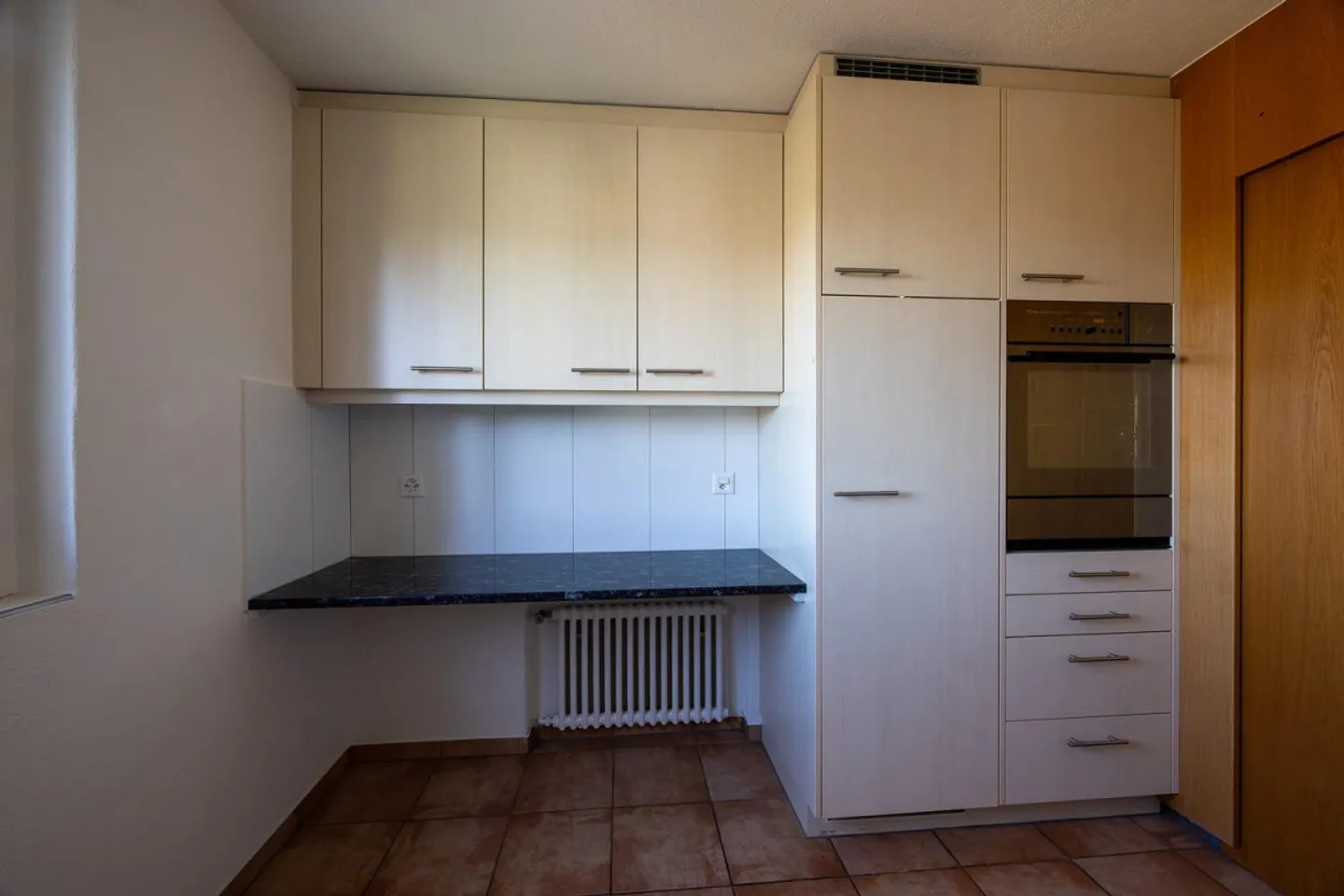 Maison individuelle avec jardin et parcelles voisines non bâties - Photo 5 sur 13