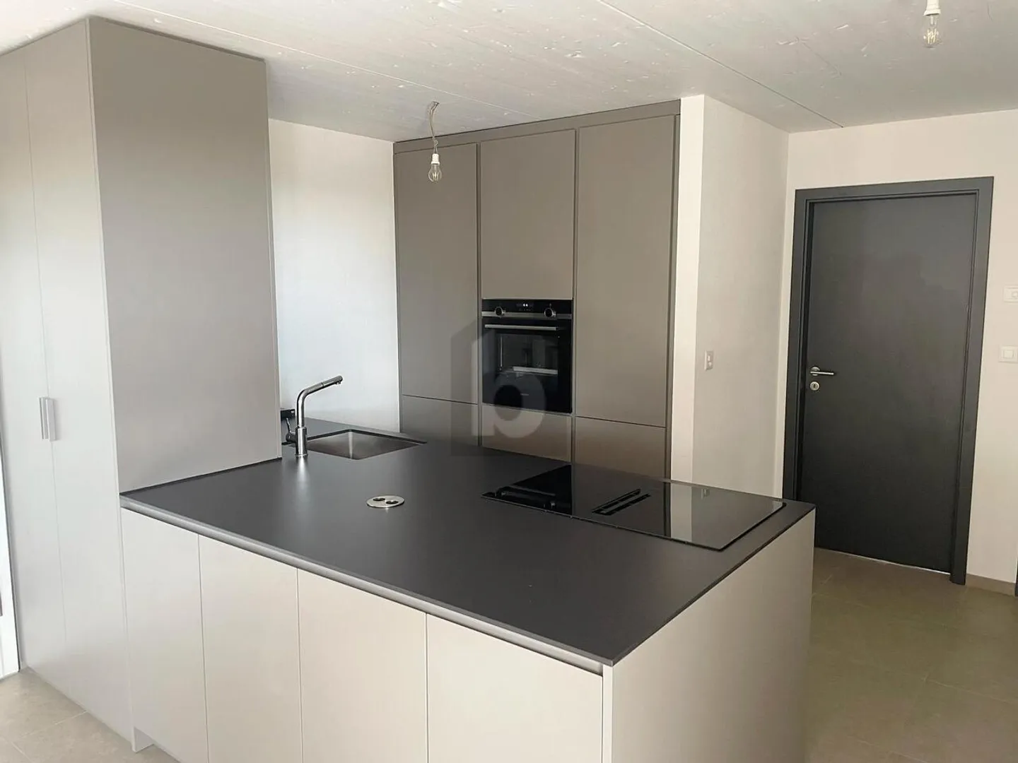 Appartement Mansardé Spacieux à Assens - Photo 3 sur 6