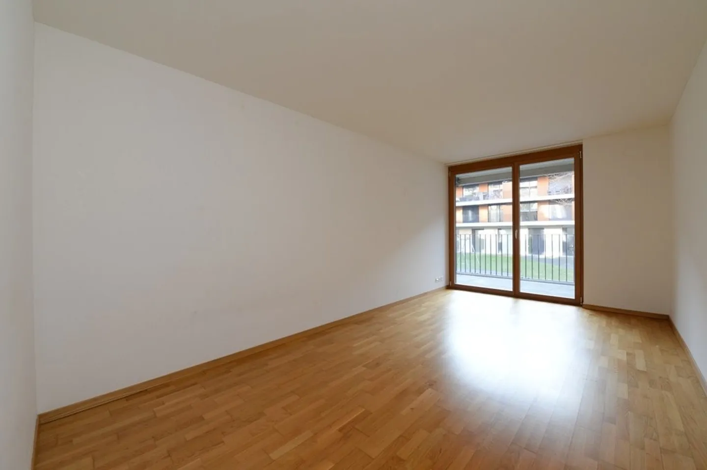 Ampio appartamento 4.5 locali - Foto 4 di 11