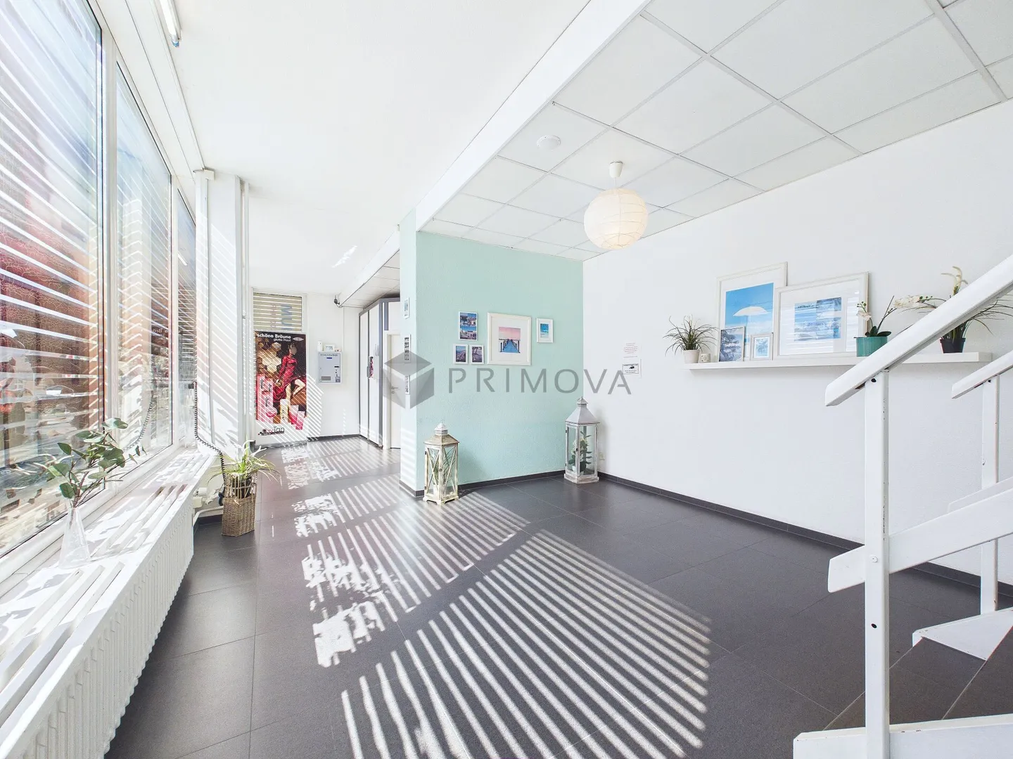 Casa multifamiliare modernizzata con alto rendimento - Foto 3 di 14