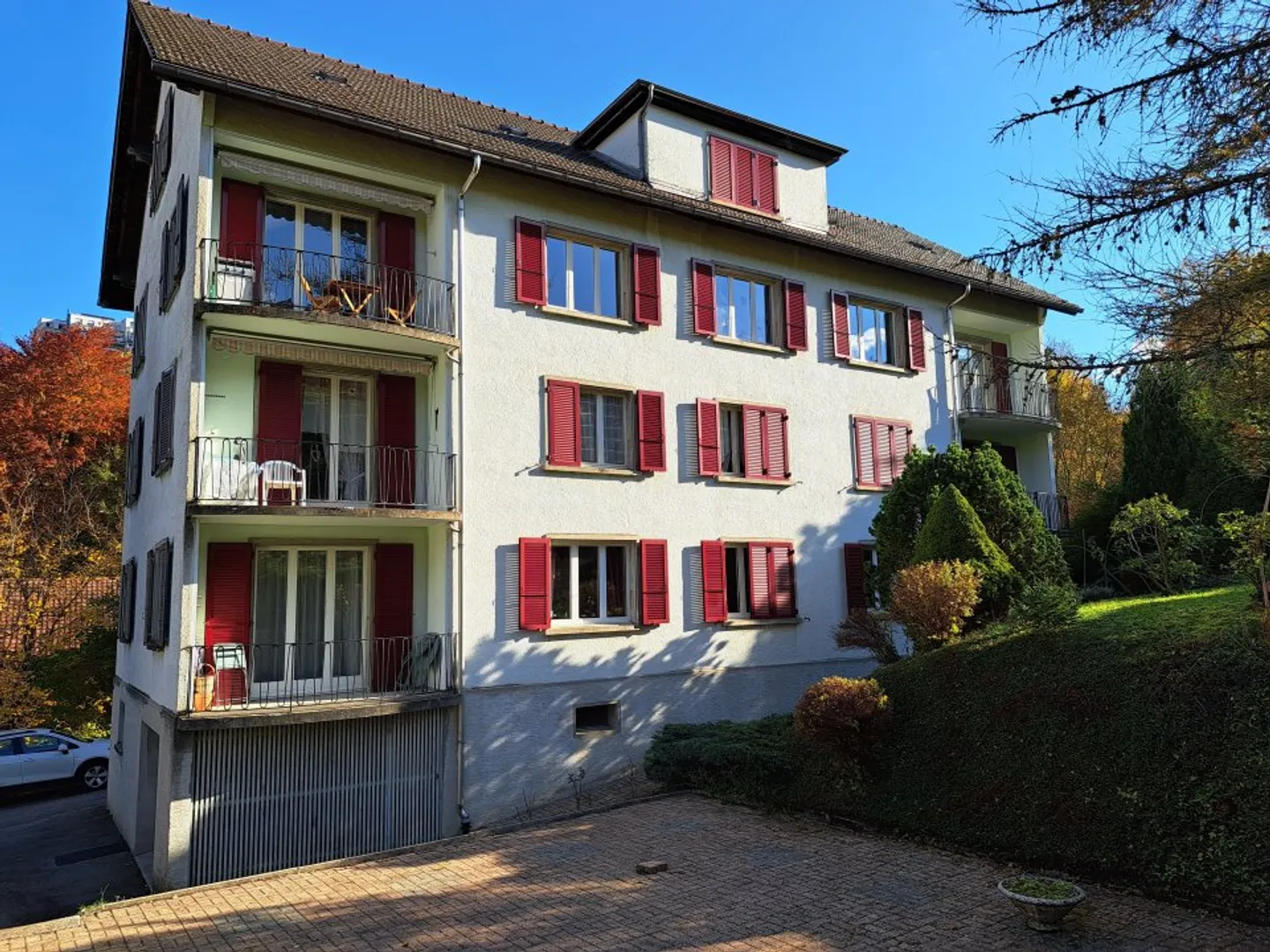 Wohngebäude - Foto 1 von 3