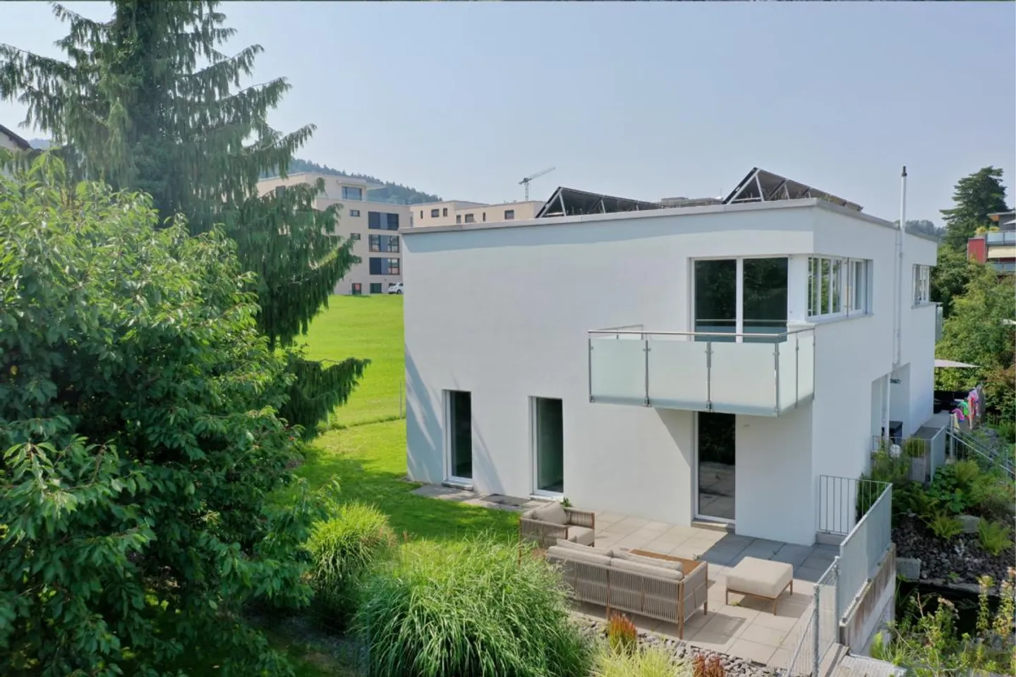 Modernes Wohnen mit Bodenseeblick und schönem Garten - Foto 9 von 12
