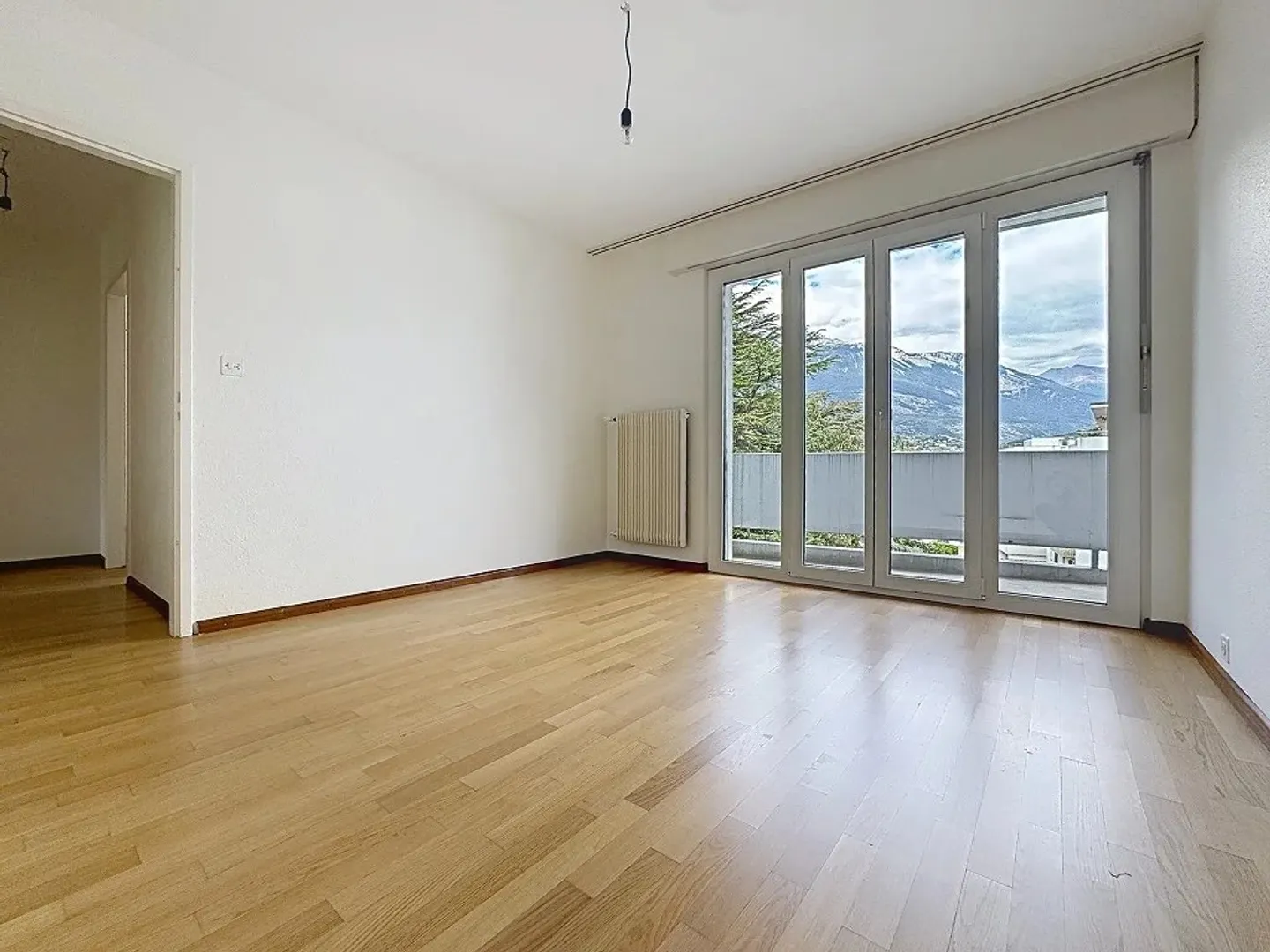 Helles Apartment mit Balkonen - Foto 6 von 13