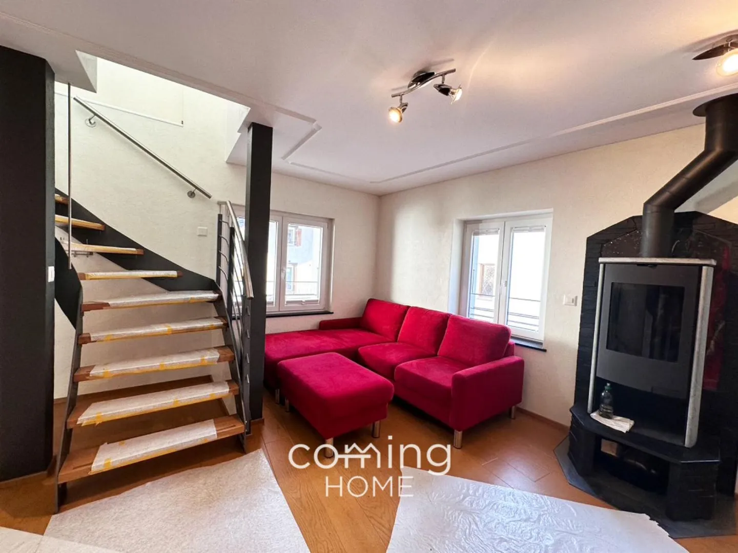 Charmantes Einfamilienhaus mit Balkon - Foto 3 von 13