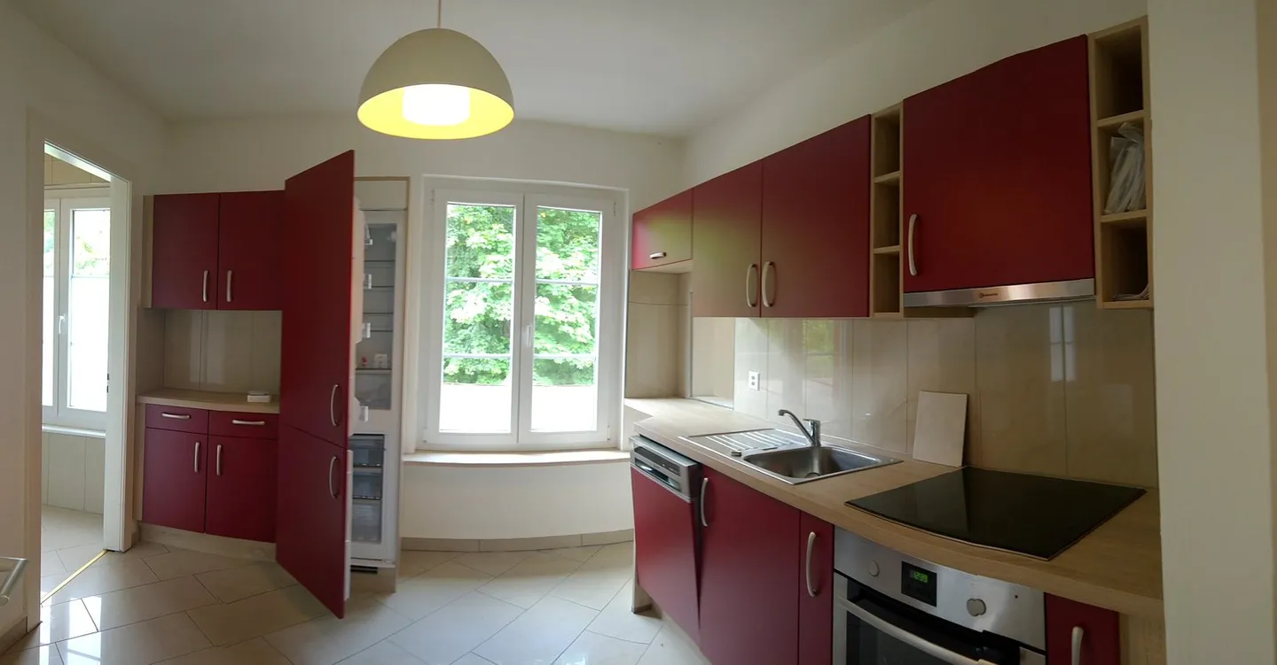 Wohnung im 1. Stock mit überdachtem Parkplatz - Foto 7 von 16