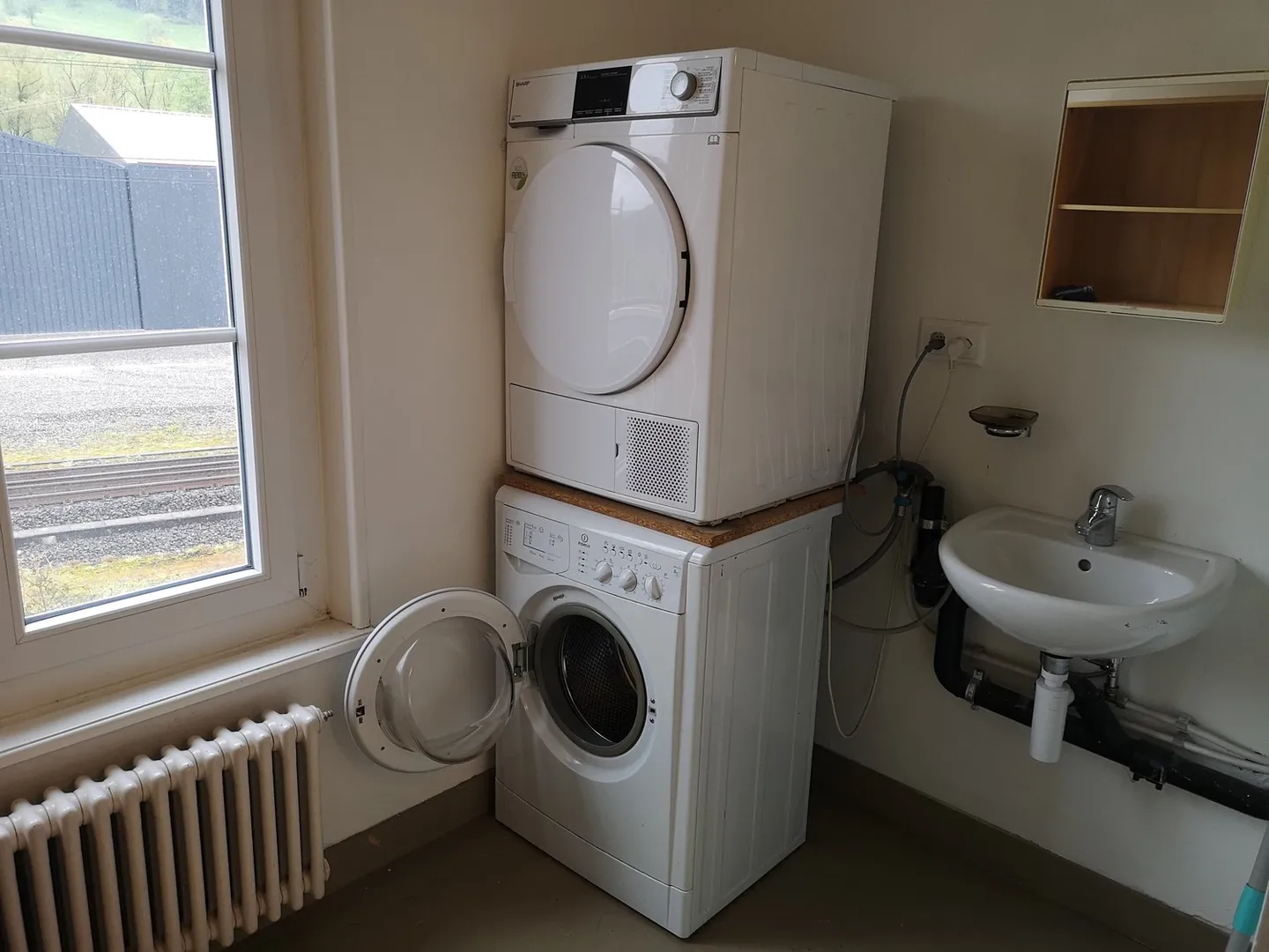 Wohnung im 1. Stock mit überdachtem Parkplatz - Foto 14 von 16