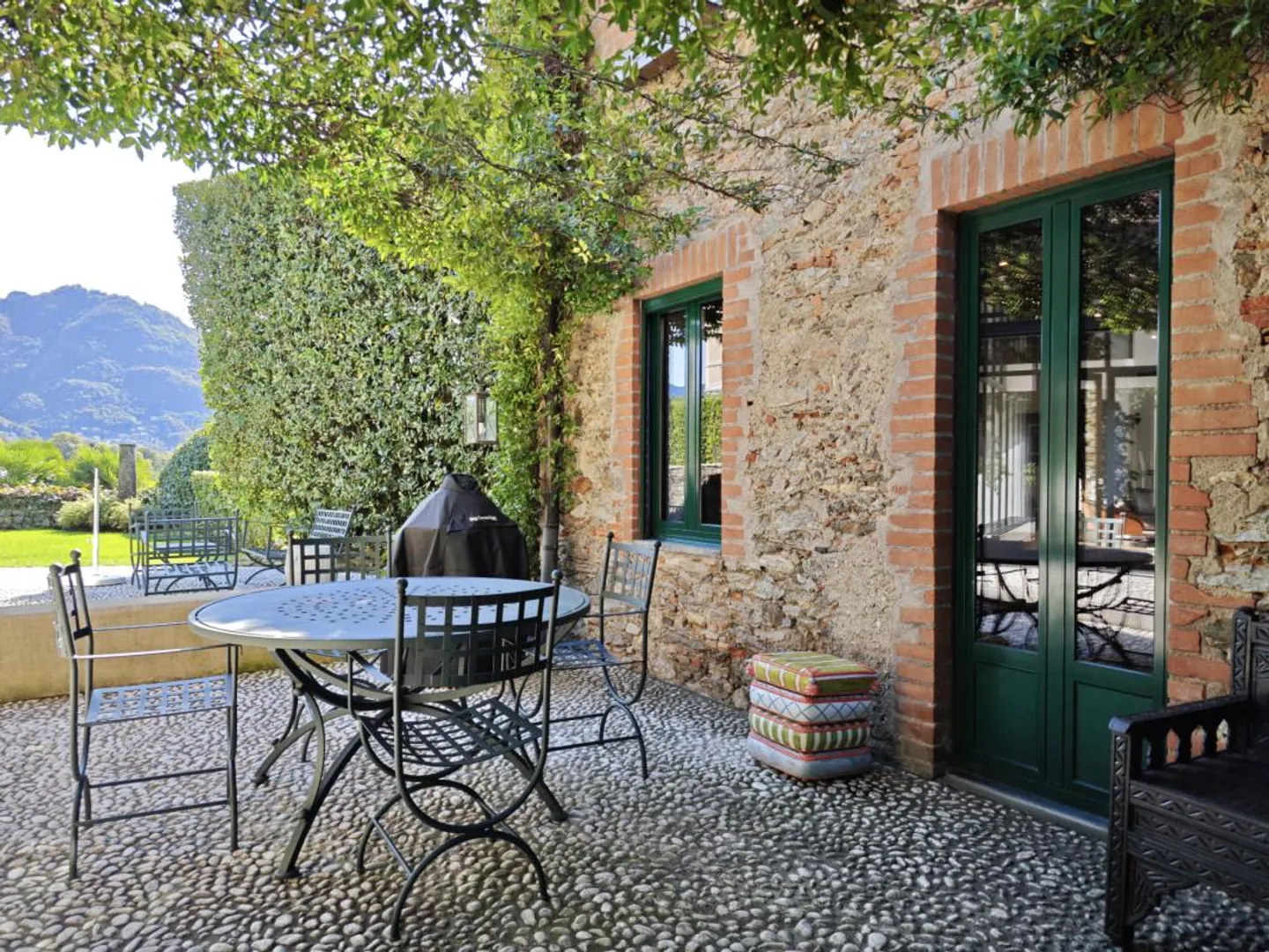 Lugano: Grande ed Elegante VILLA con Charme – Una Proprietà Unica - Foto 7 di 25