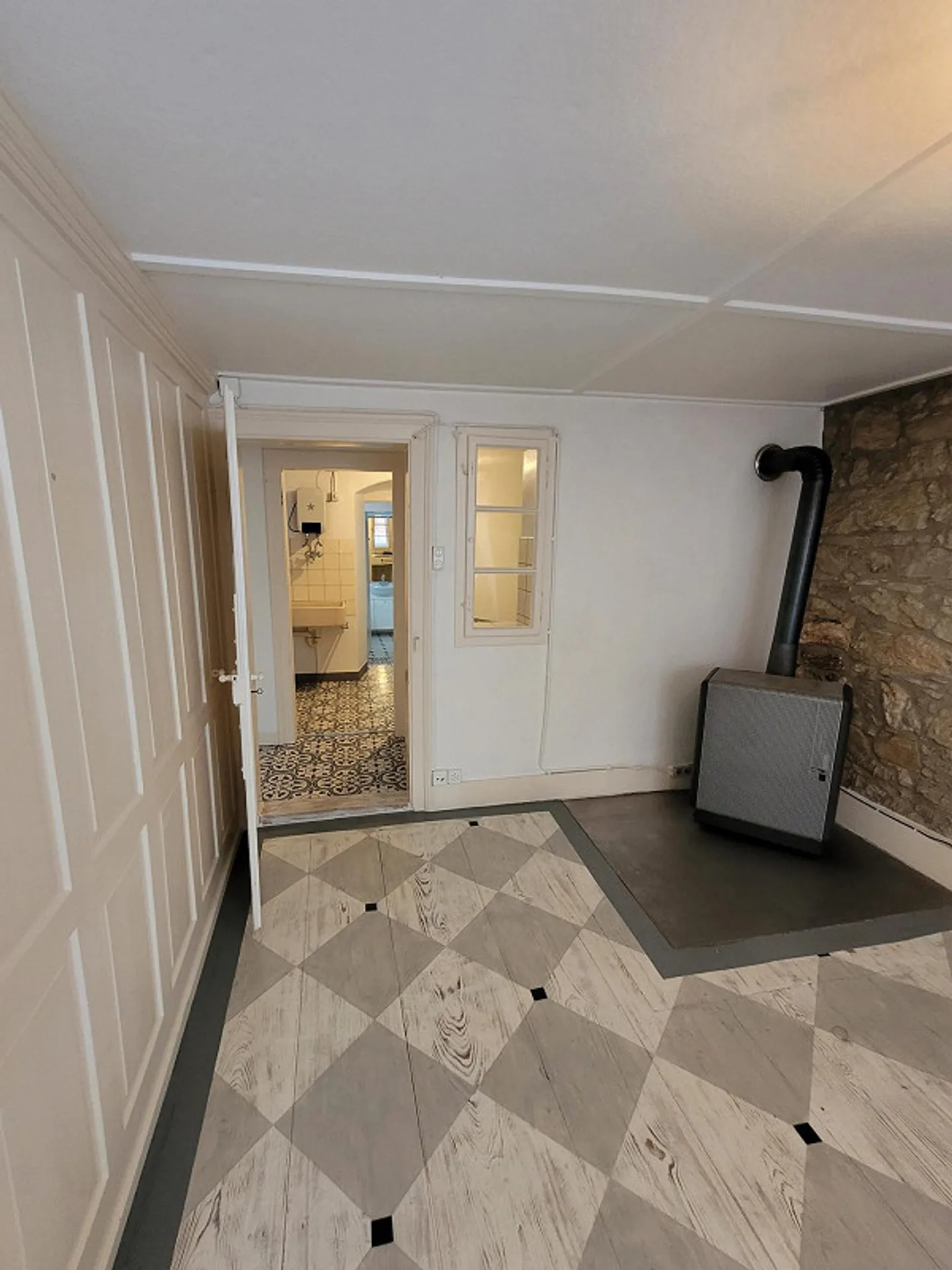 Casa plurifamiliare nel centro città - Foto 4 di 11