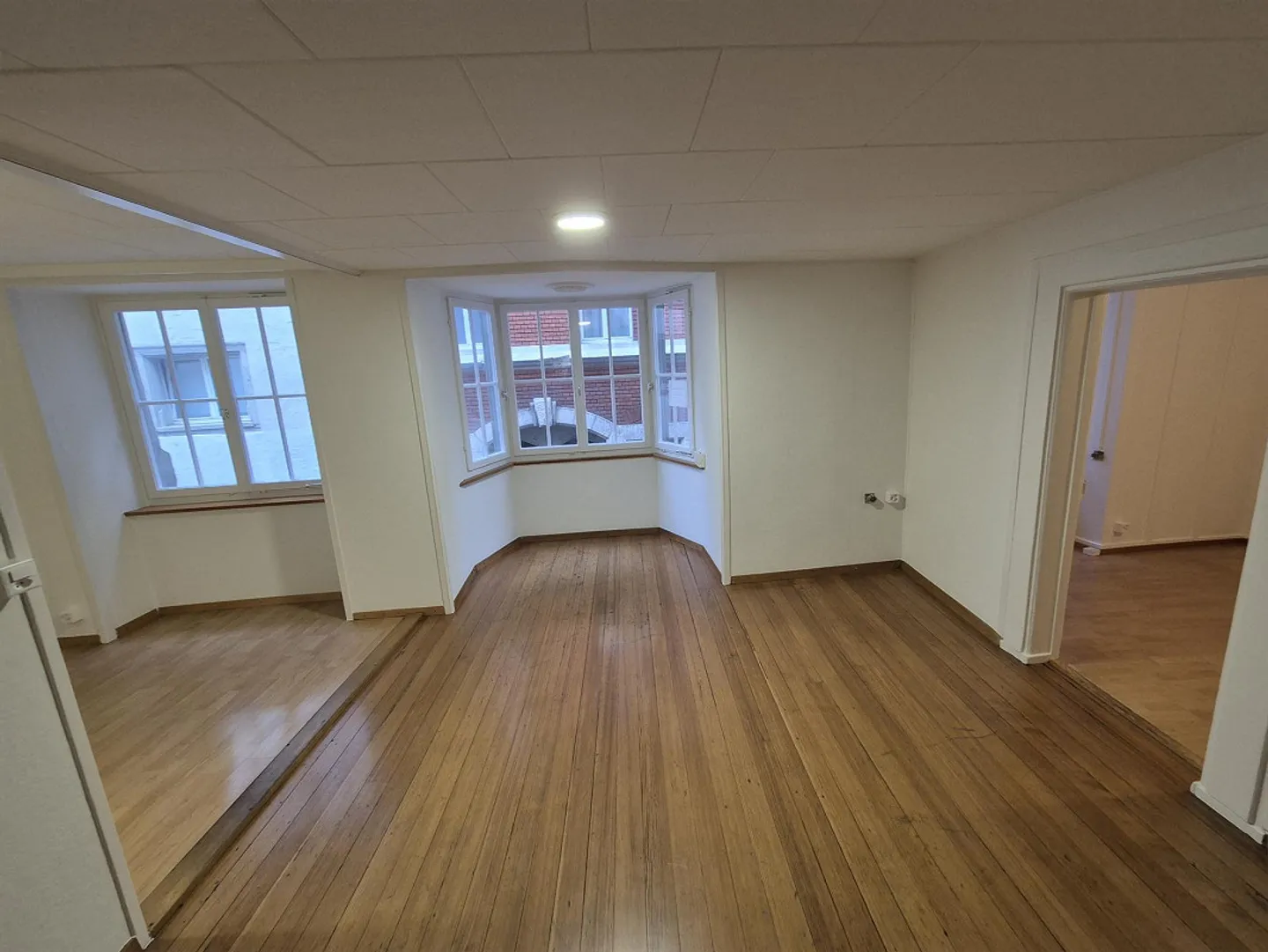Casa plurifamiliare nel centro città - Foto 8 di 11