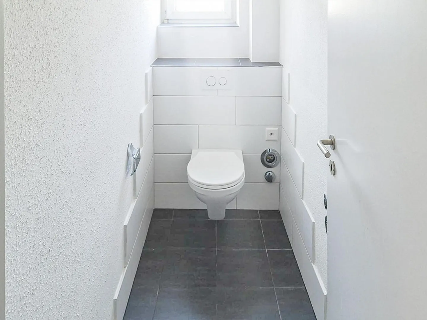 Sunny City Apartment - Photo 4 of 5