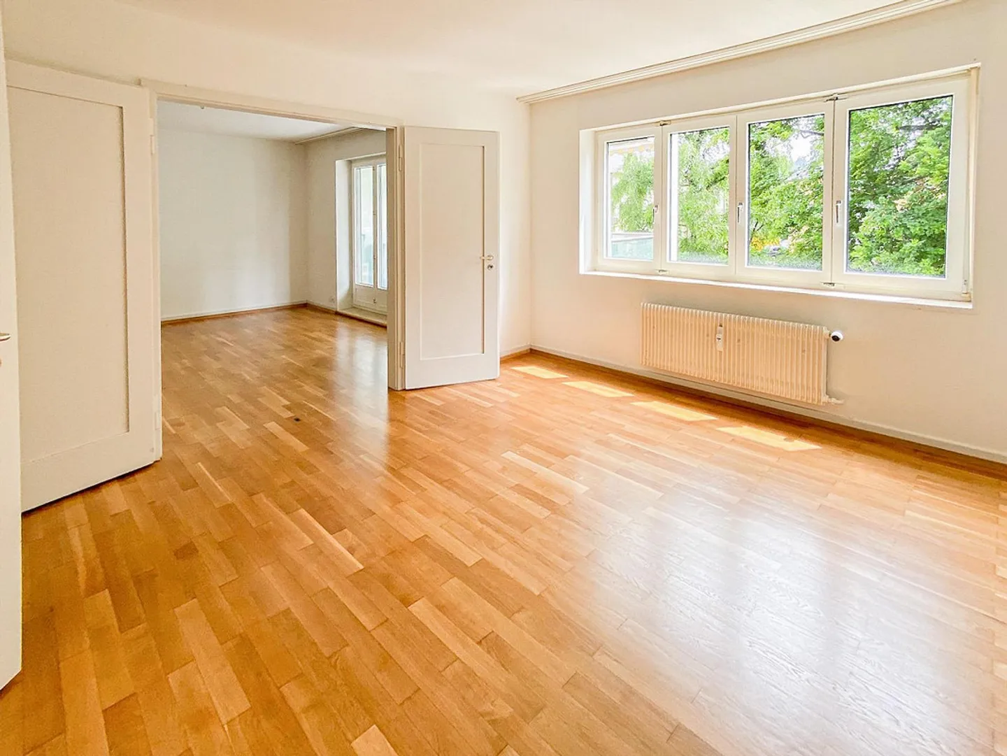 Sunny City Apartment - Photo 1 of 5