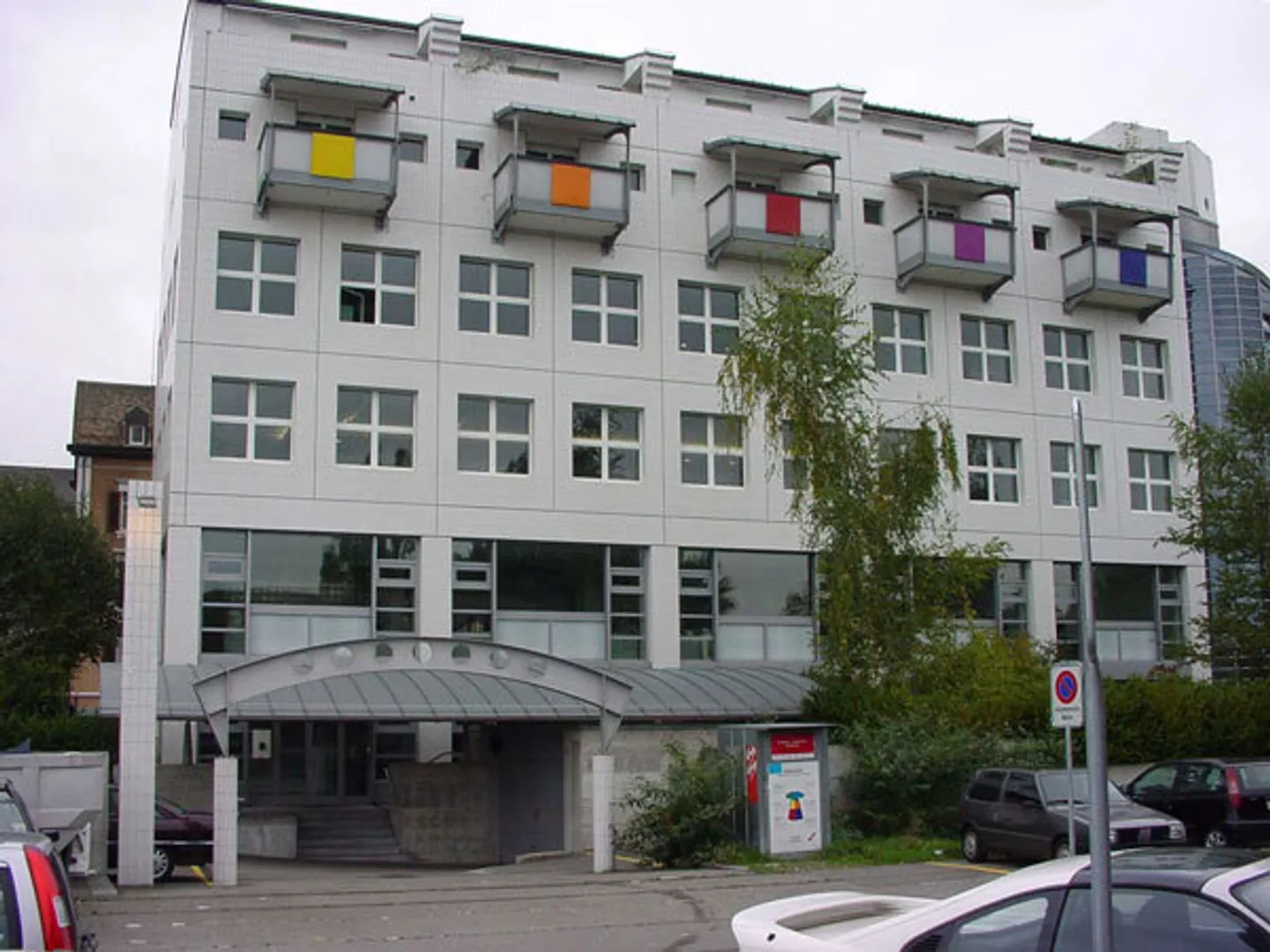 Motorradparkplatz Nähe Bahnhof Wollishofen - Foto 1 von 1