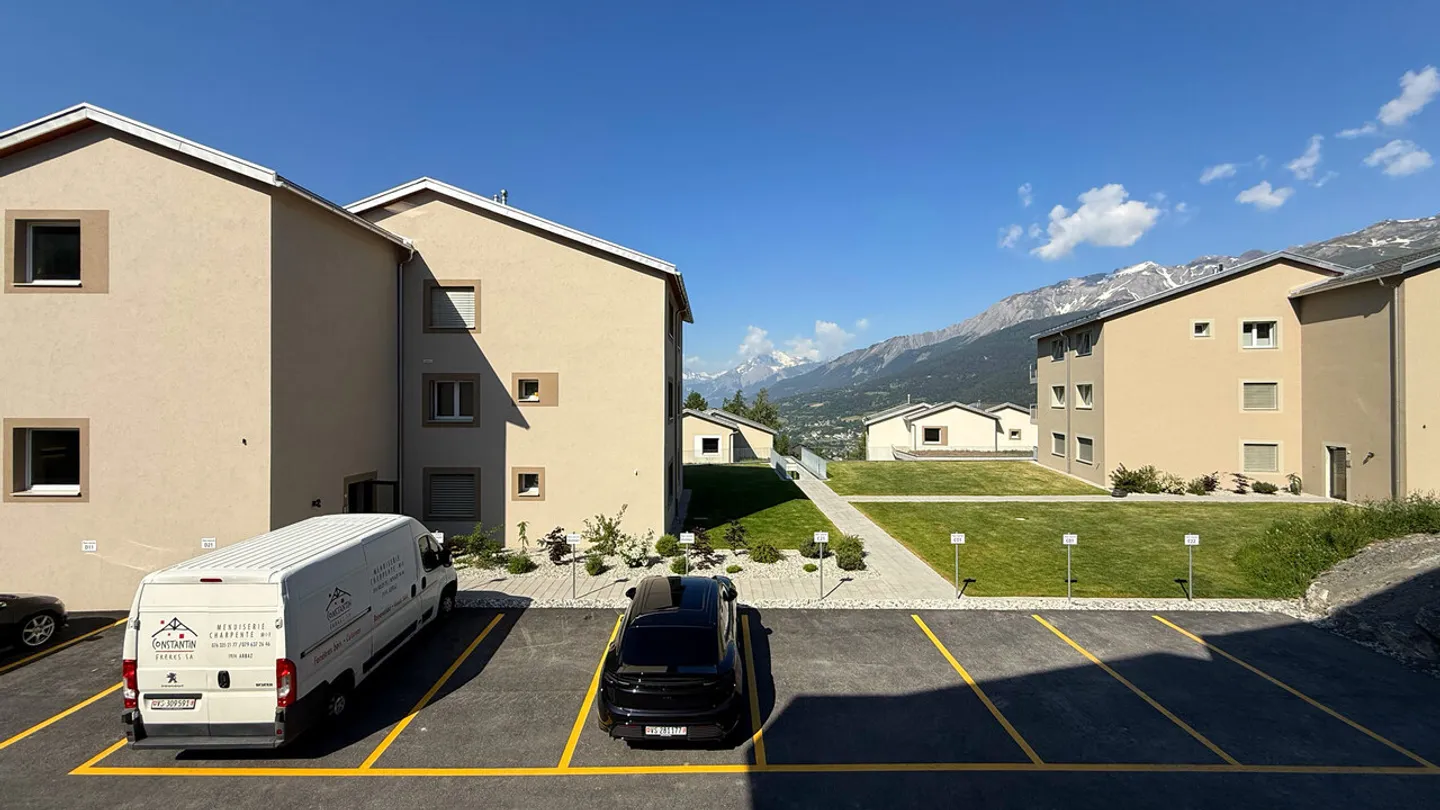 Spacious Apartment in Valais - Photo 5 of 6
