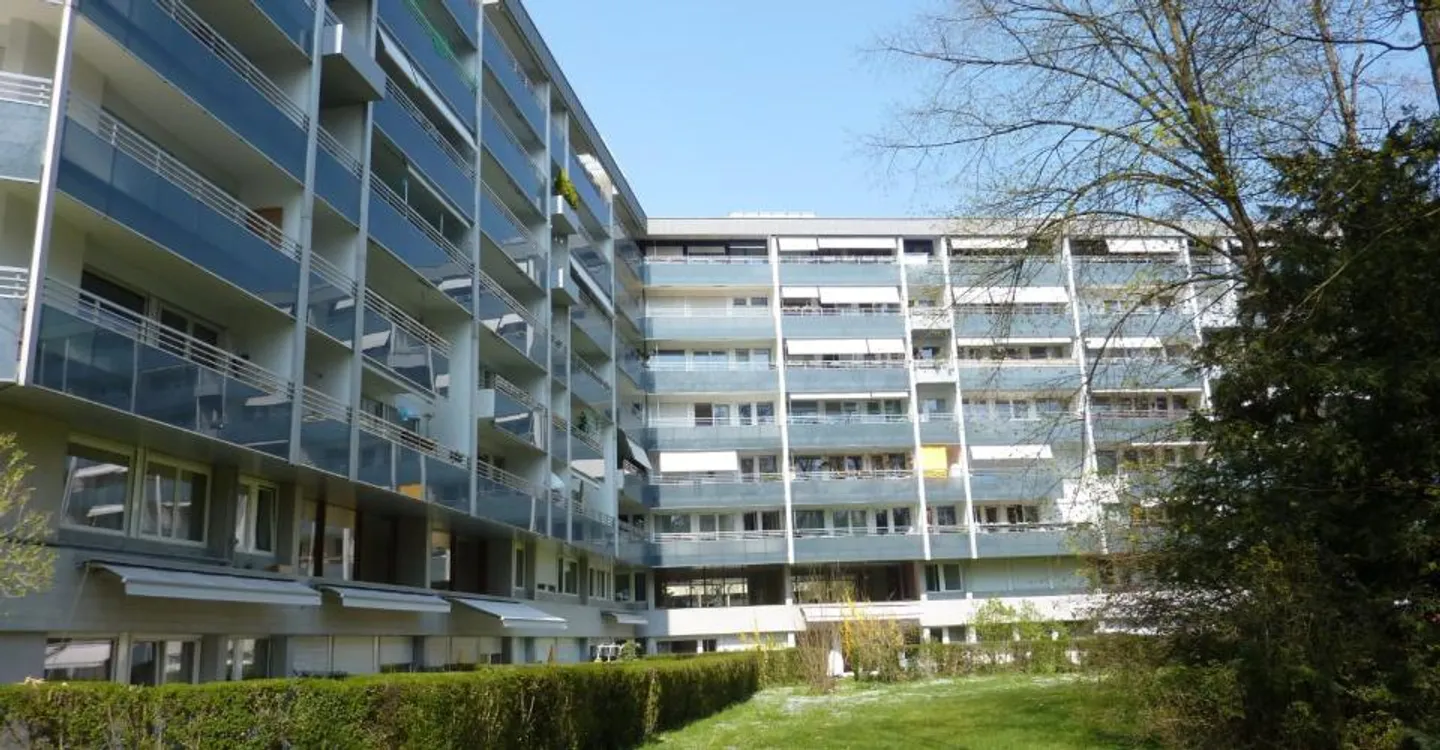 Innenparkplatz zu vermieten - Foto 1 von 2