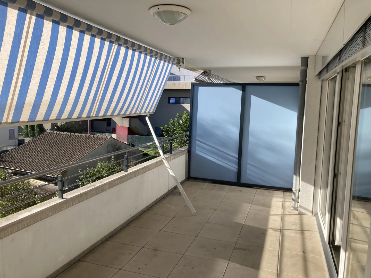 Appartement à louer - Photo 2 sur 6