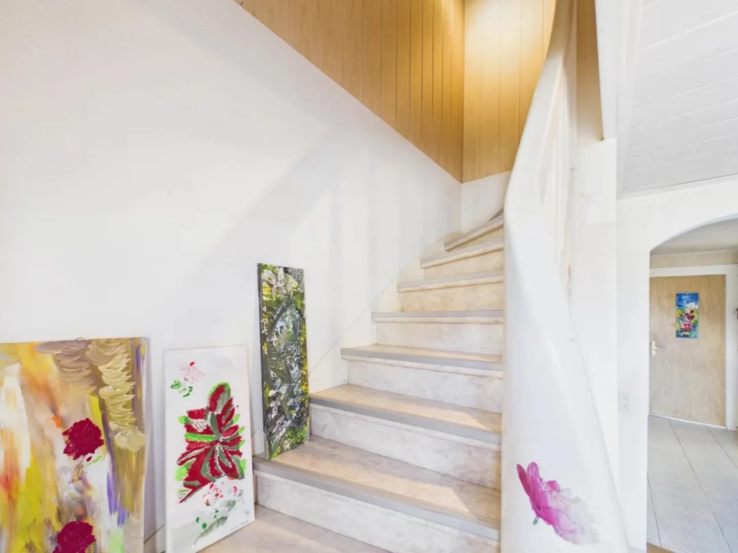 Maison résidentielle spacieuse avec jardin ensoleillé au-dessus de Naters - Photo 9 sur 10