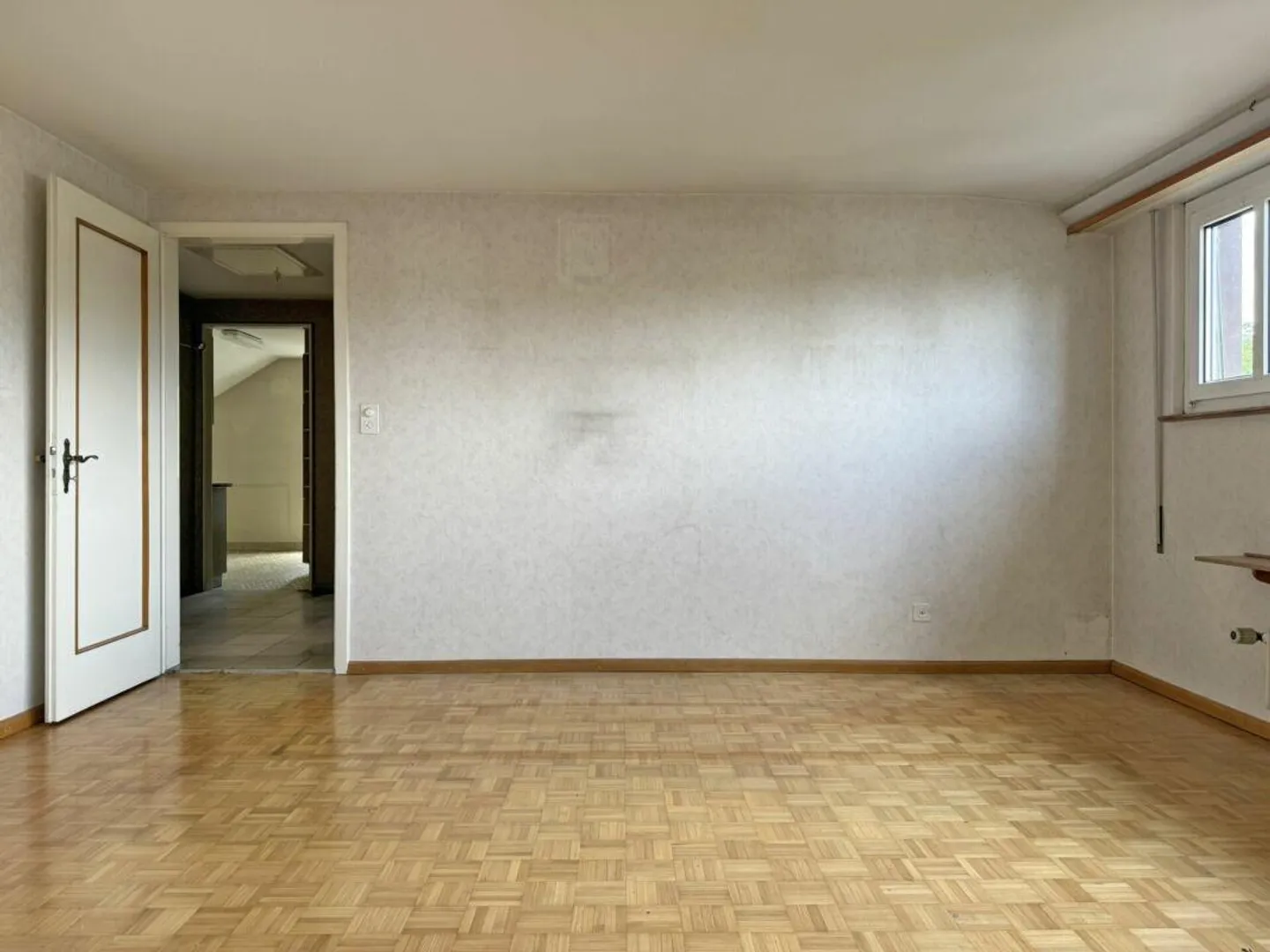 Spacious 3.5-room apartment - Photo 2 of 11