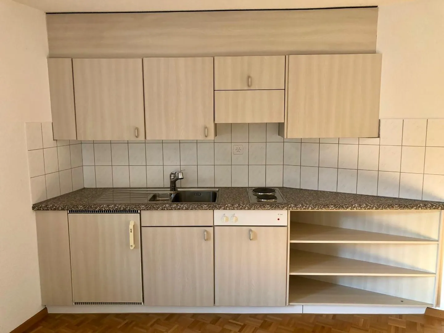 "Pratica" - Foto 4 di 5