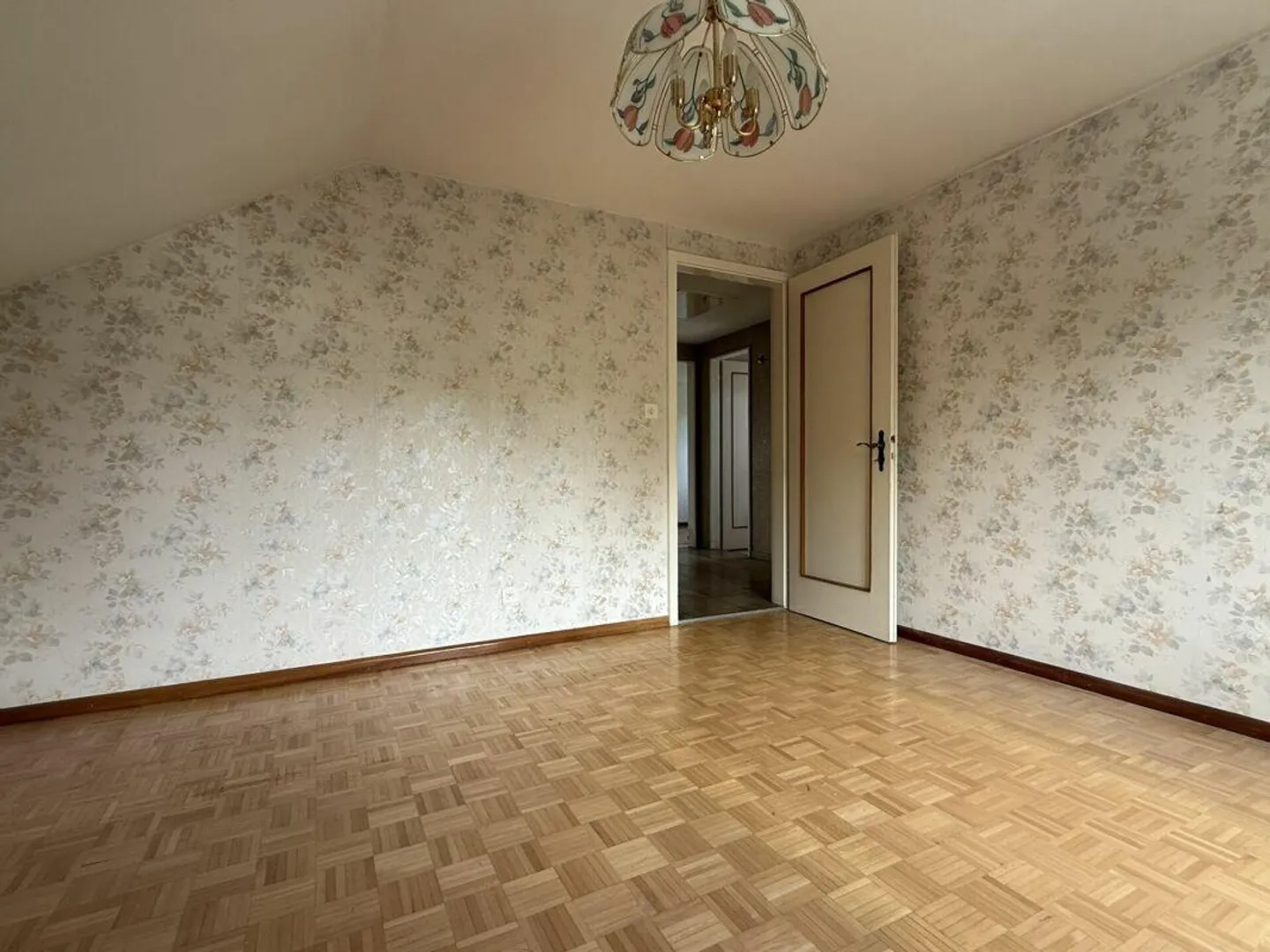 Spacious 3.5-room apartment - Photo 7 of 11