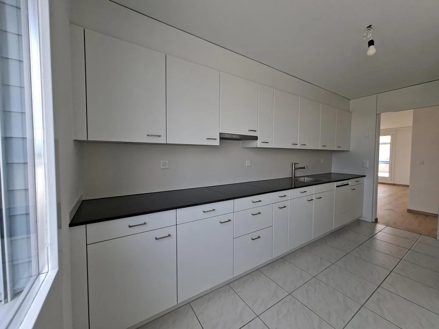 Spacious with panoramic view - Photo 3 of 14