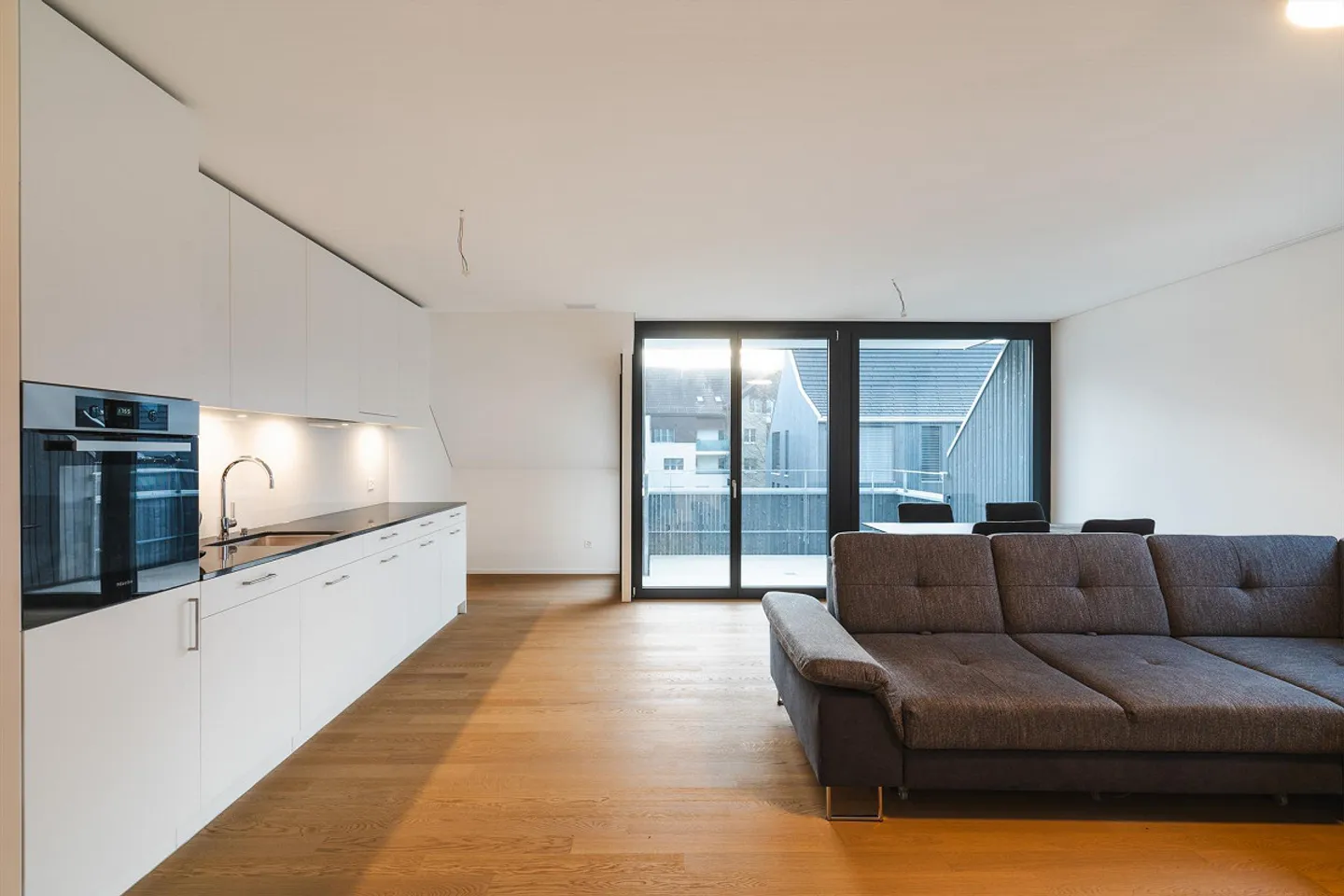 Moderne 2.5 Zimmerwohnung - Foto 3 von 6