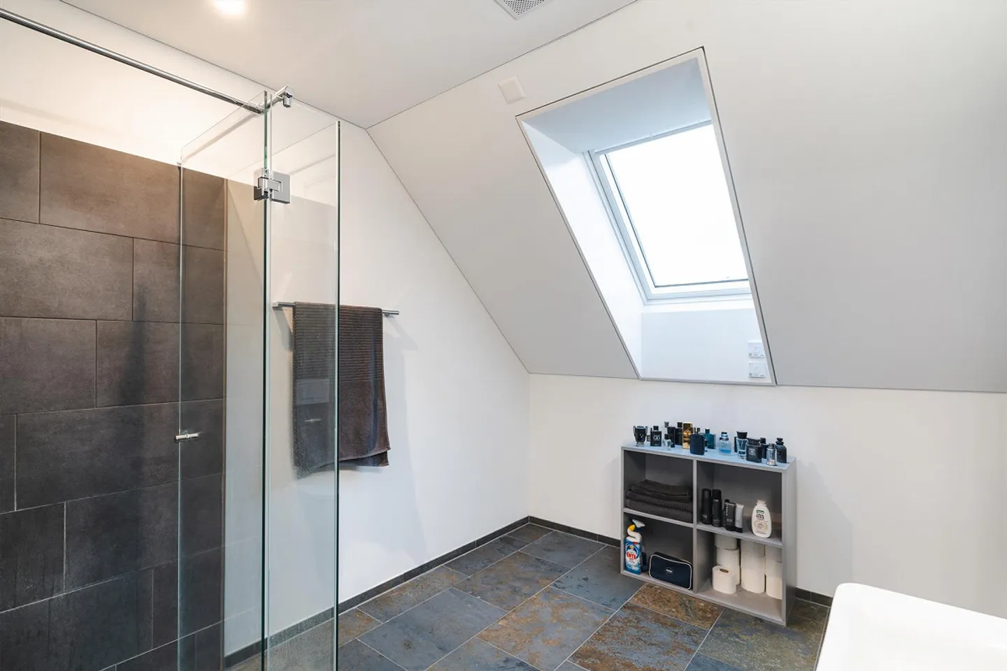 Moderne 2.5 Zimmerwohnung - Foto 5 von 6