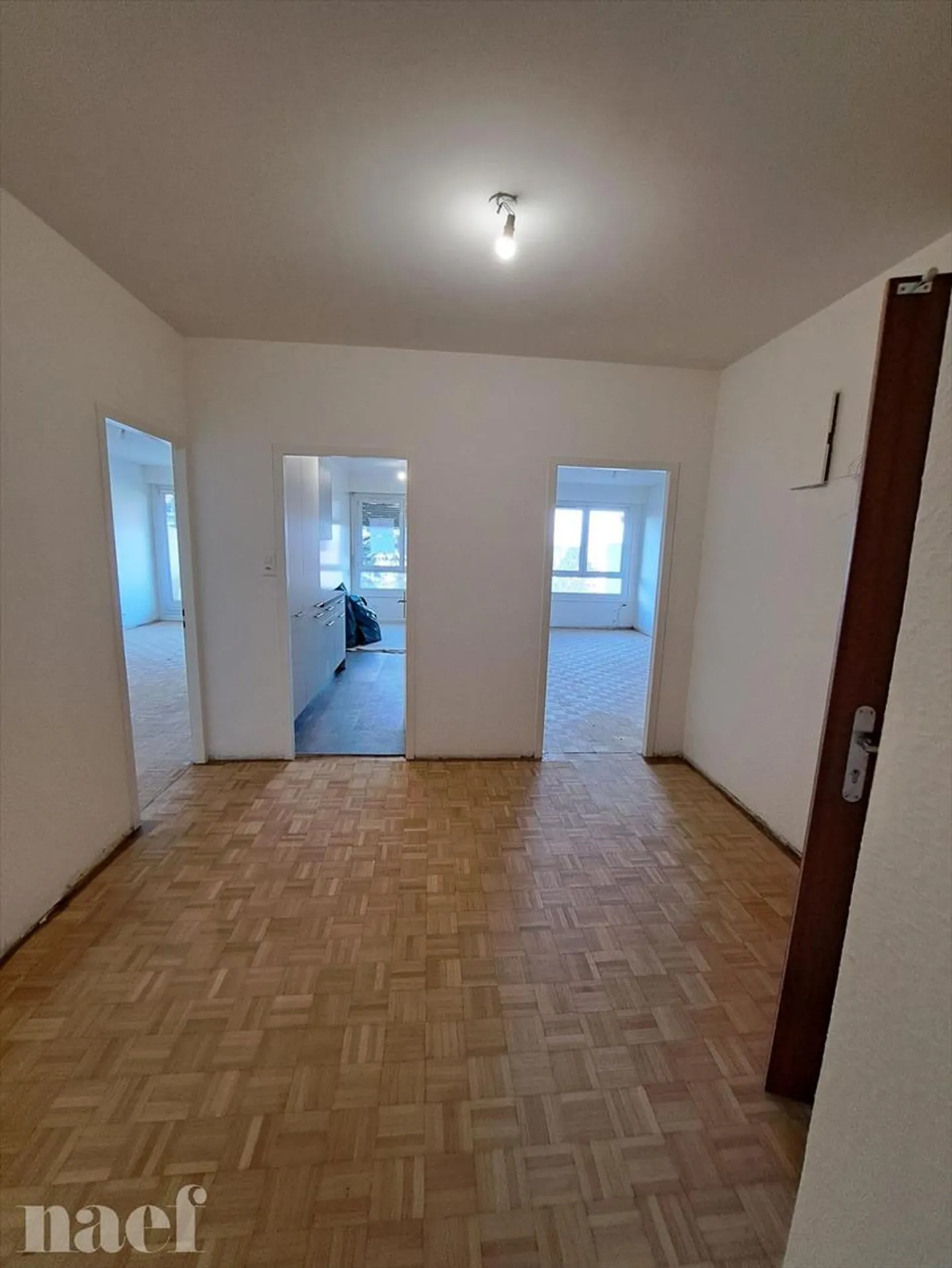 6-Zimmer-Wohnung - Foto 5 von 7