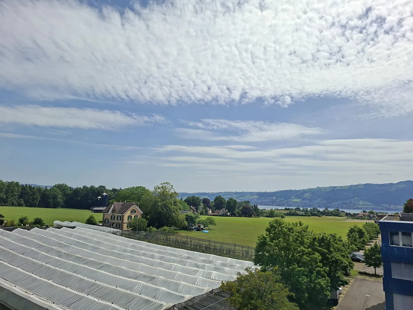 Spacious with panoramic view - Photo 11 of 14