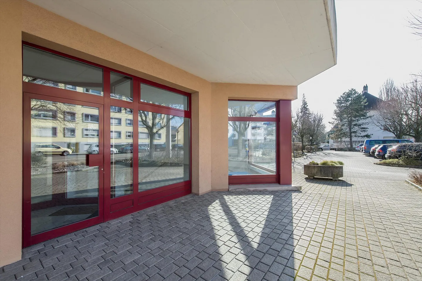 Bonne situation piétonne - Photo 2 sur 5