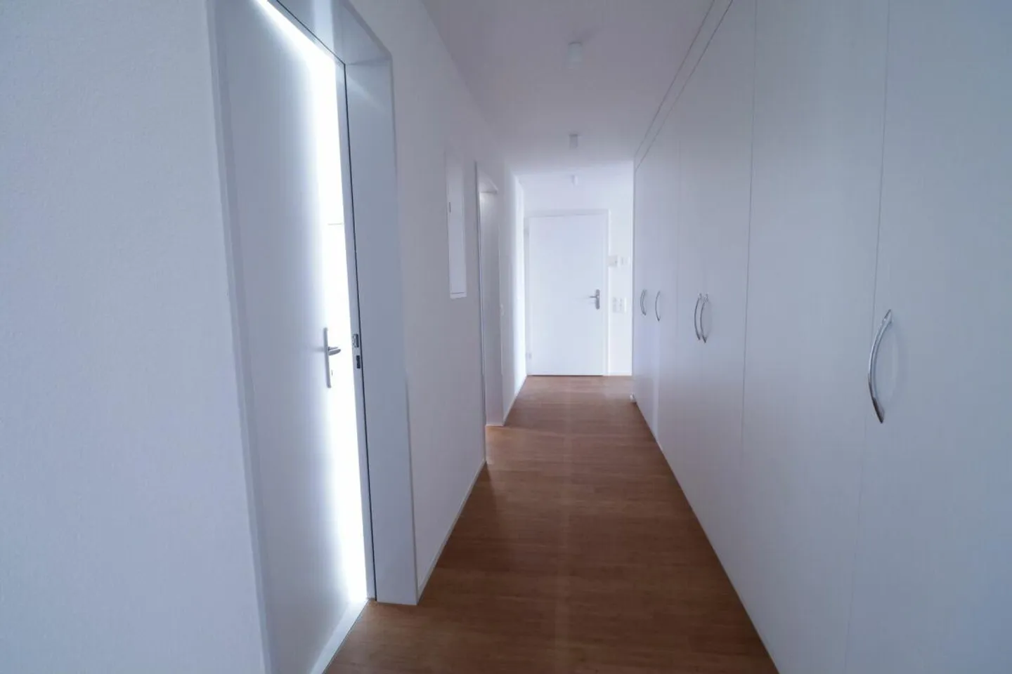 Unique home with high-quality finish - Photo 4 of 11