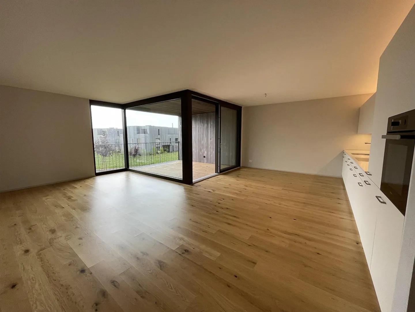 Urban lifestyle in a park in Zollikofen - Photo 1 of 10