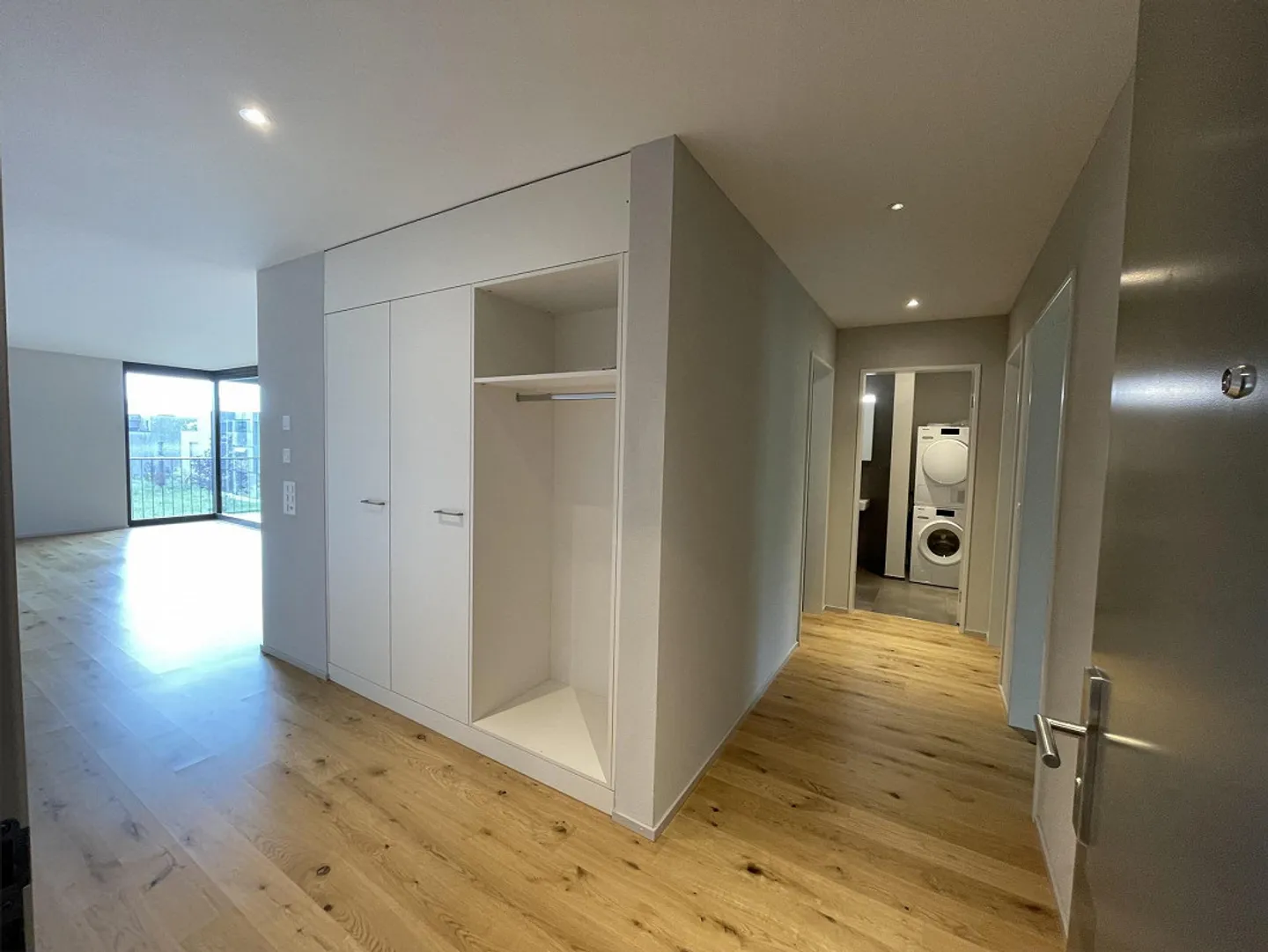 Urban lifestyle in a park in Zollikofen - Photo 2 of 10