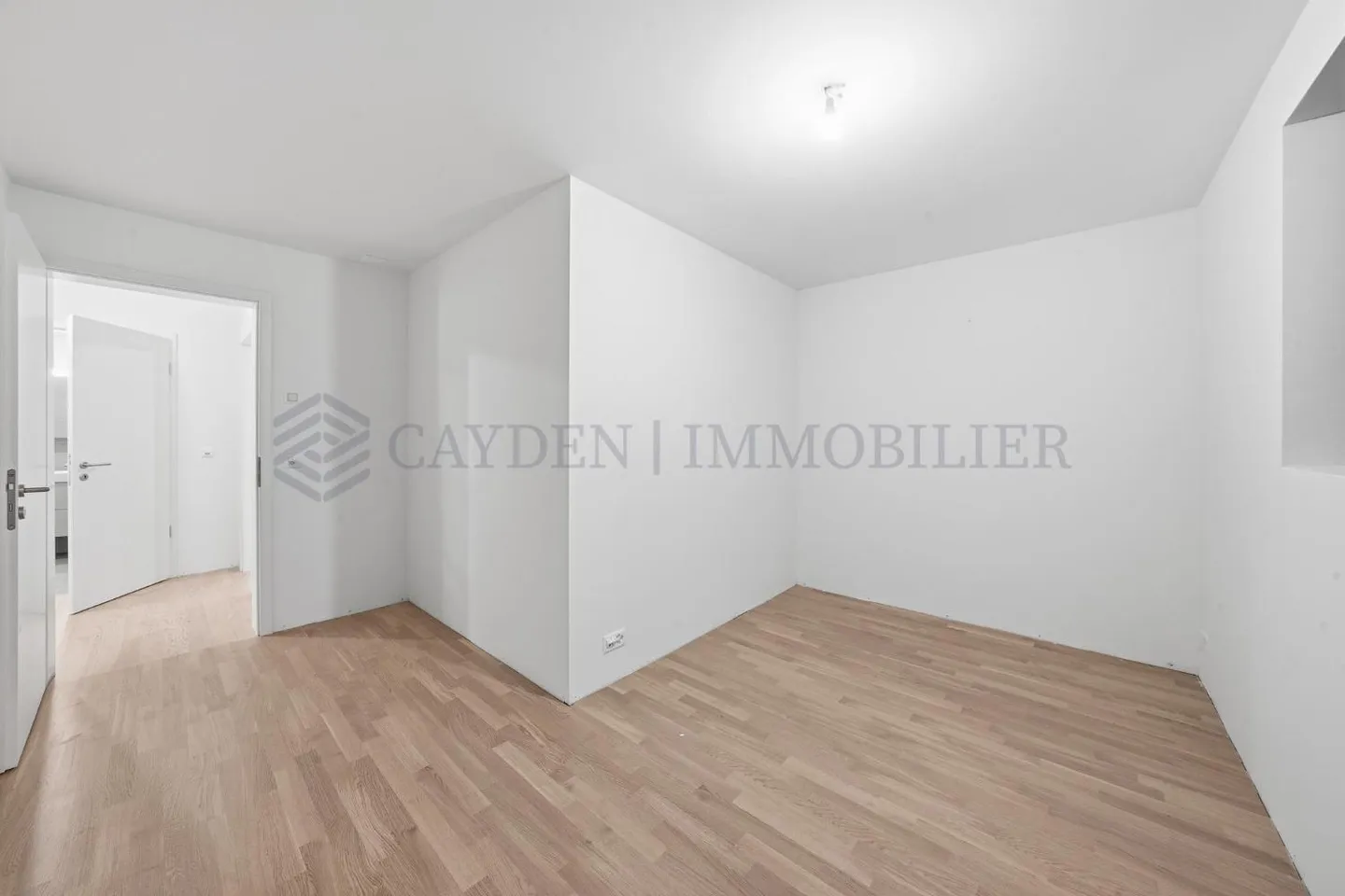 5-room apartment - Photo 10 of 10