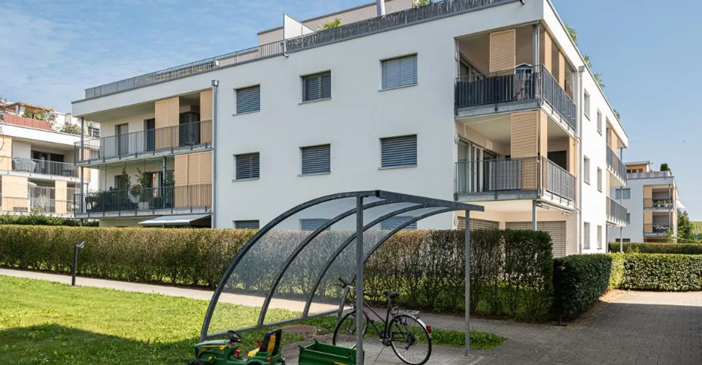 Parking spaces in Grünblick in Nürensdorf - Photo 1 of 1