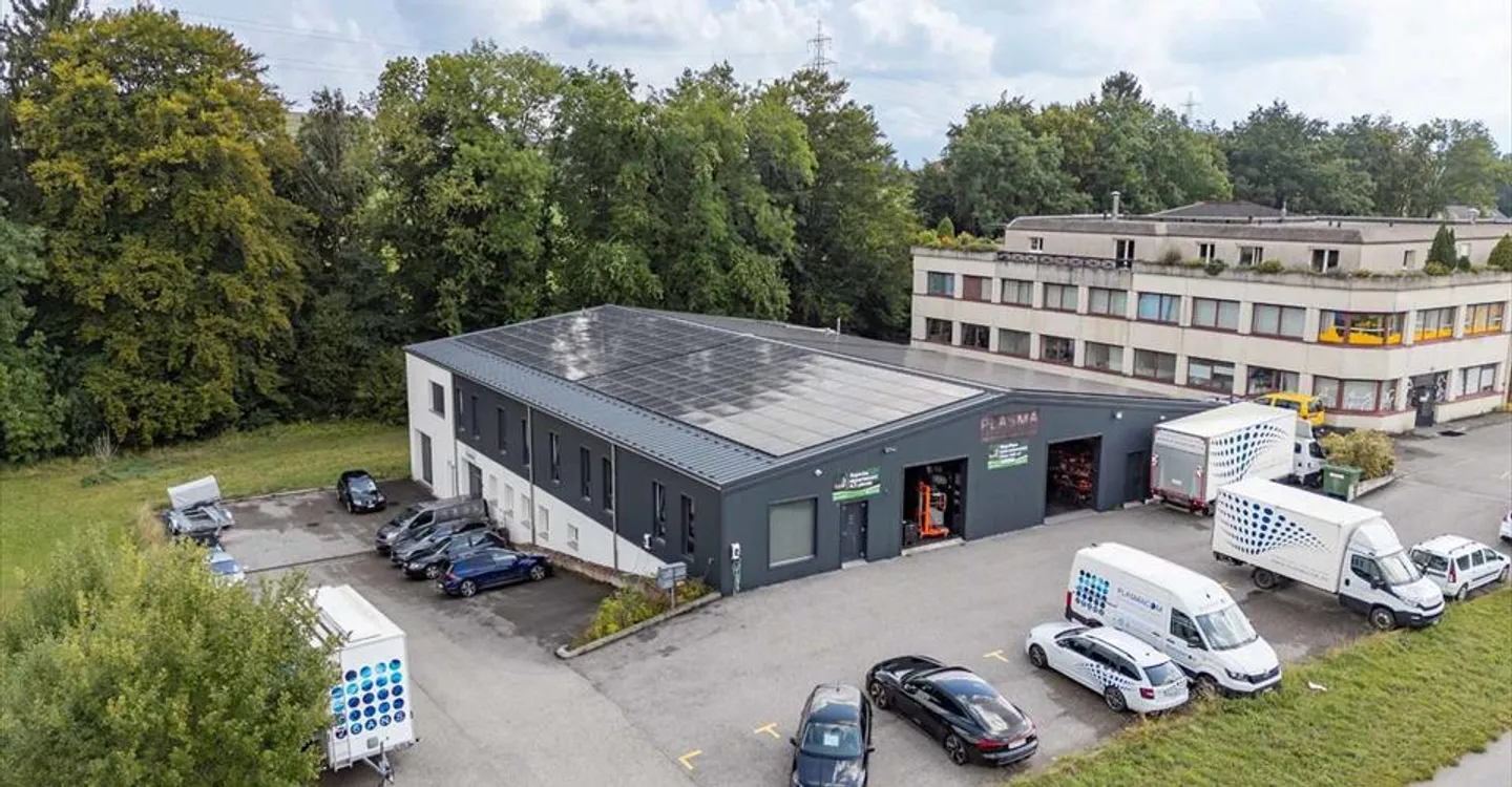 Mischgenutztes Gebäude mieten - Foto 1 von 8