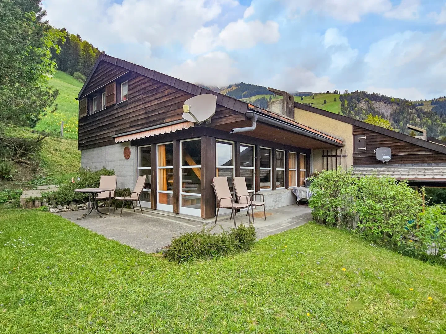 3.5 Room Chalet - Holiday Home - Photo 1 of 33